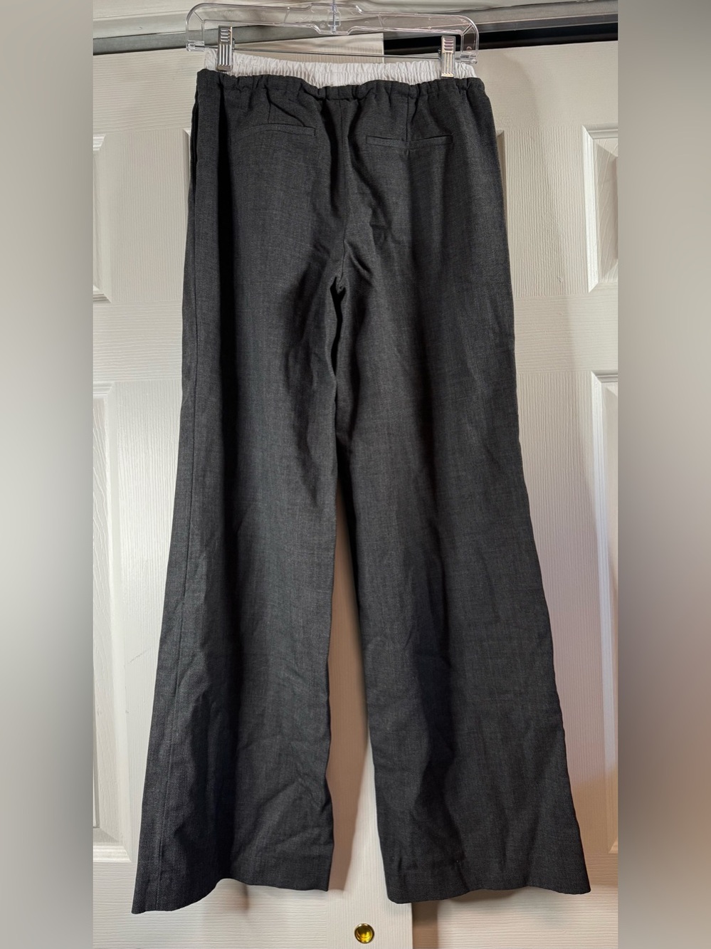 Babaton Charcoal Gray with White Elastic Waistband Wide-Leg Pants - Size XS - Picture 5 of 7